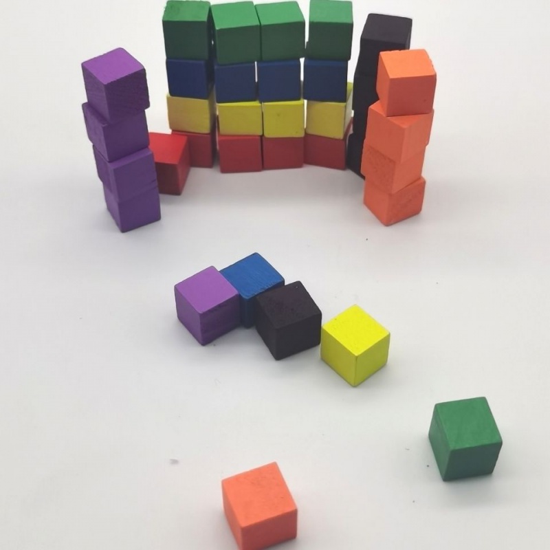 100 Pz/lotto 10mm Cubi di Legn - Board Game Bang recensione e prezzo